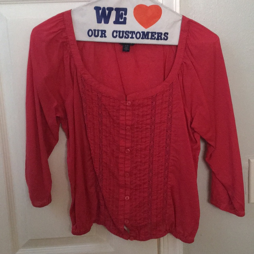 American Eagle three quarter sleeve top